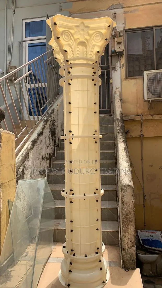 12 Inches Round Smooth ( White Design) · Photo 1