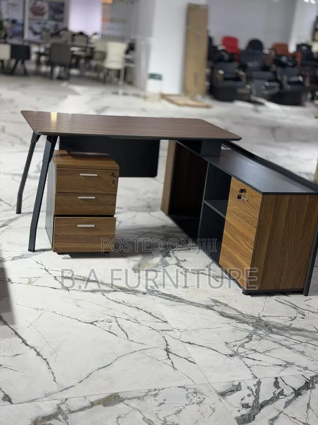 Office Table- Desk · Photo 1