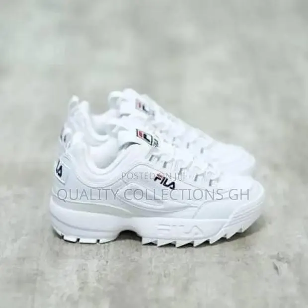 White Fila Disruptor · Photo 1