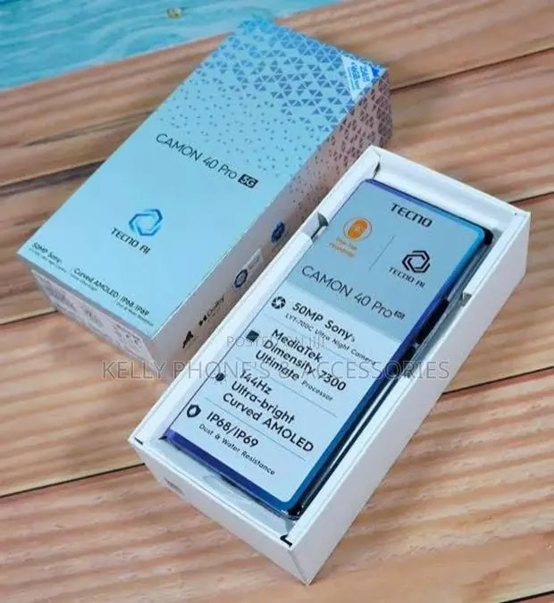 New Tecno Camon 40 Pro 256 GB Blue · Photo 1