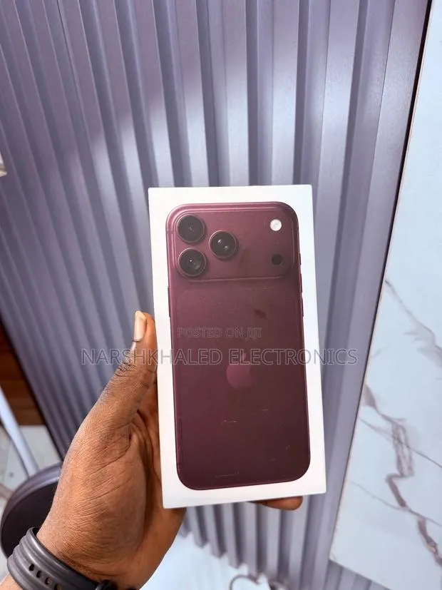New Apple iPhone 18 Pro Max 256 GB · Photo 1