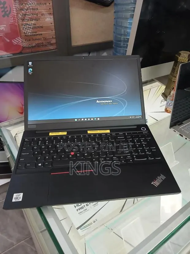 Laptop Lenovo ThinkPad E15 16GB Intel Core i7 SSD 256GB · Photo 1