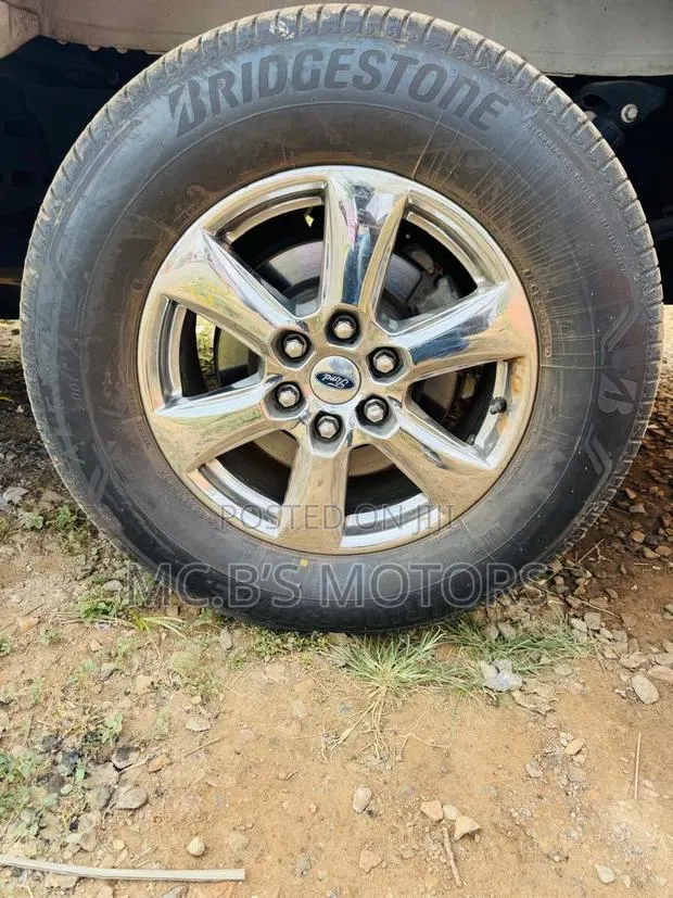 Ford F-150 2019 White · Photo 1