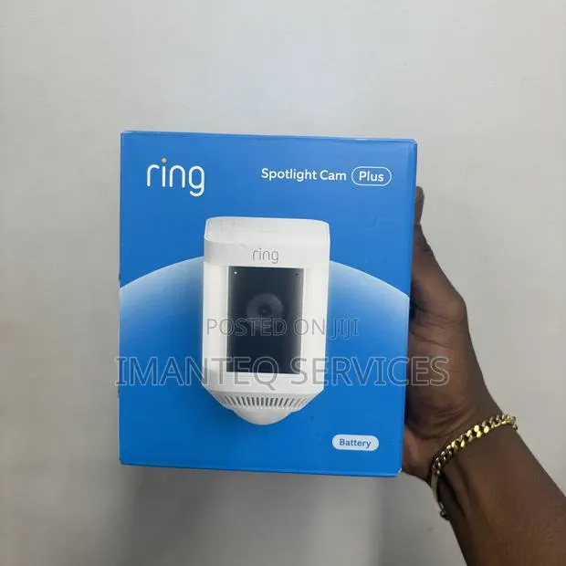 Ring Spotlight Cam Plus Outdoor Camera (Battery) · Photo 1