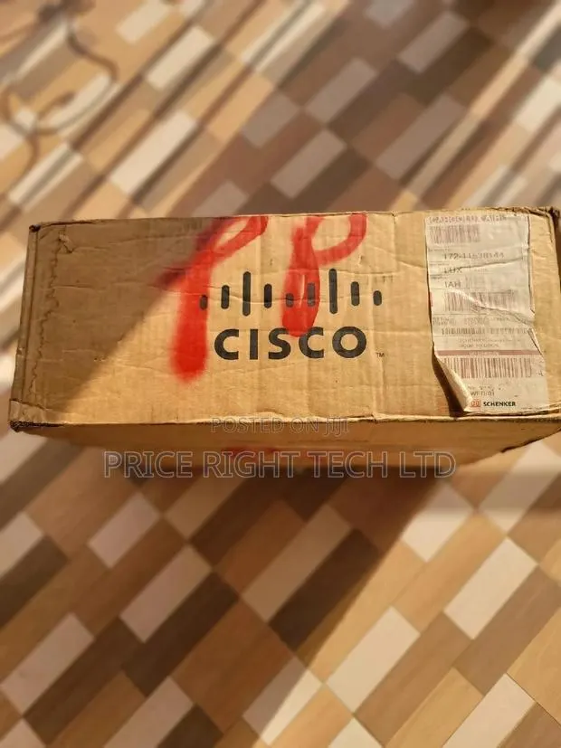 Brand New Cisco Ws-C3850-48pw-Sz 48 Gigabit Poe Switch · Photo 1