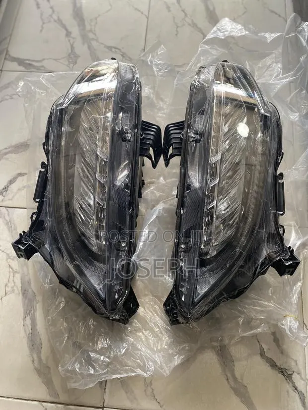 Civic 2016,2017,2018,2019,2020,2021 Touring Headlights · Photo 1