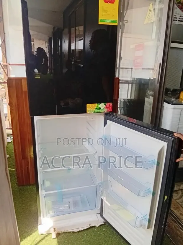 Westpool Refrigerator Refrigerator Energy Saving Fridge · Photo 1