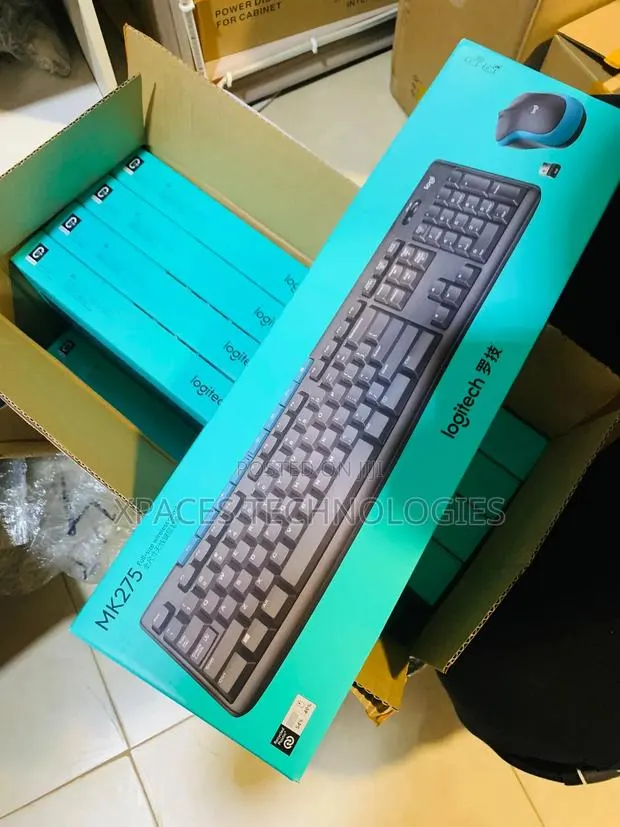 Logitech MK275 Wireless 2.4Ghz Keyboard and Mouse Combo, 8 Hot Keys · Photo 1