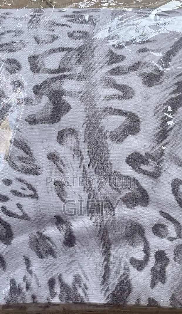 King Size Bedsheets · Photo 1