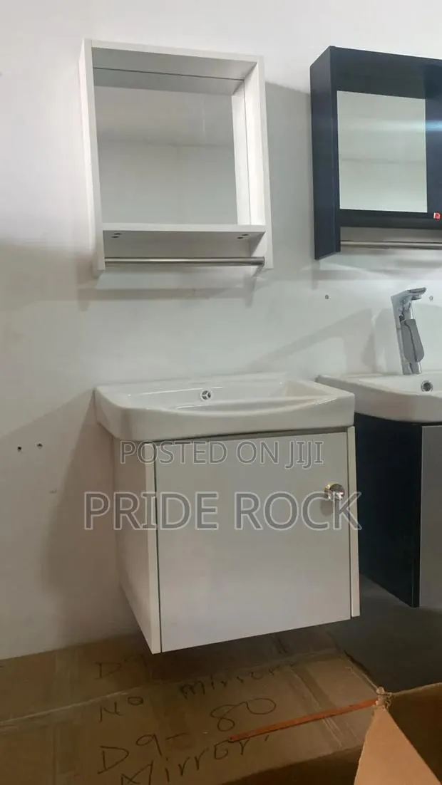 Cabinet Basin With Mirror,Shelf, Tap and Flexible Trap · Photo 3