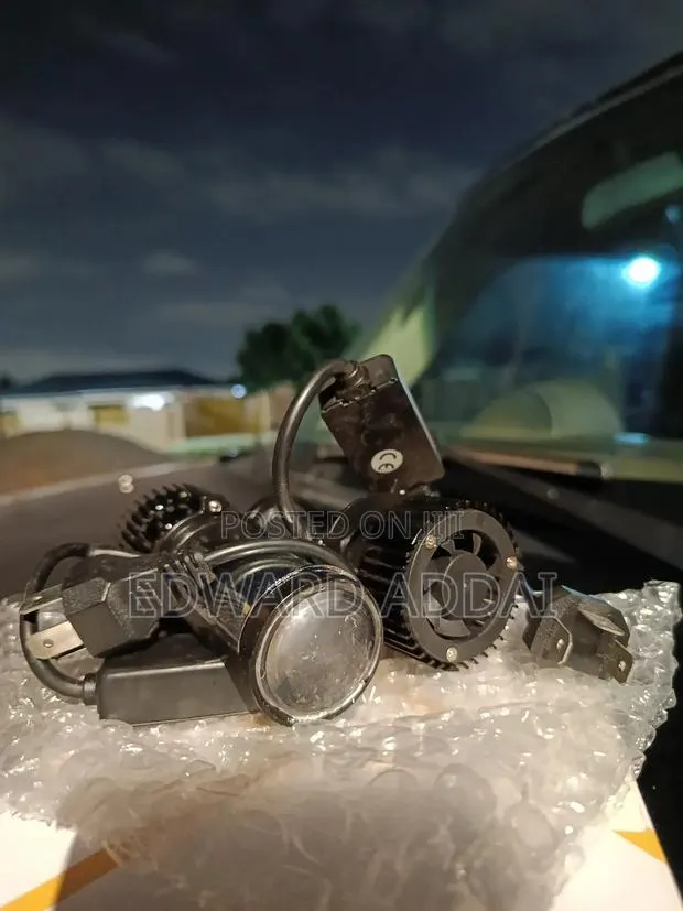 Projector Head Lights Bulb · Photo 1