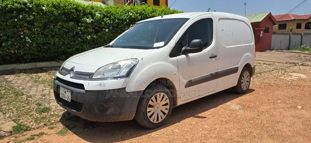 Citroen Berlingo 2013 White · Photo 1