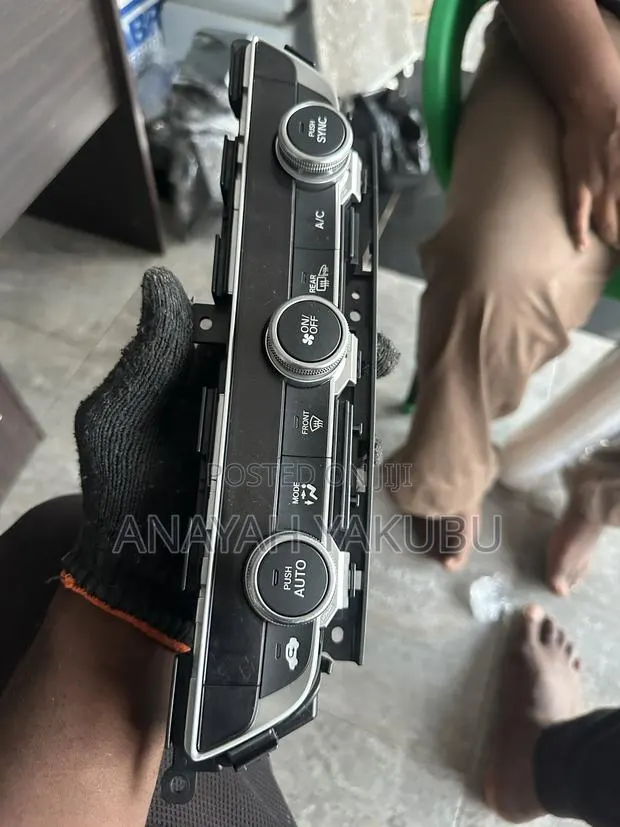 2018-21 Honda AC Control · Photo 1