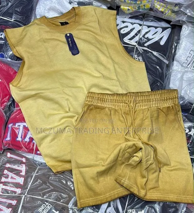 Sleeveless Top and Down · Photo 1