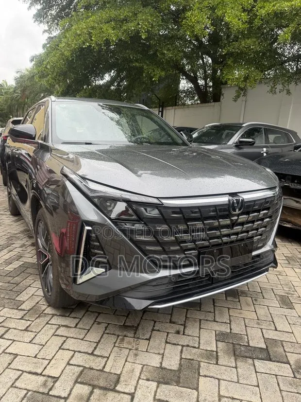 New Changan UNI-Z iDD Premium 2026 Gray · Photo 1