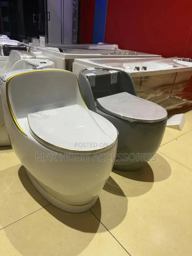 Tuk Round Wc · Photo 1