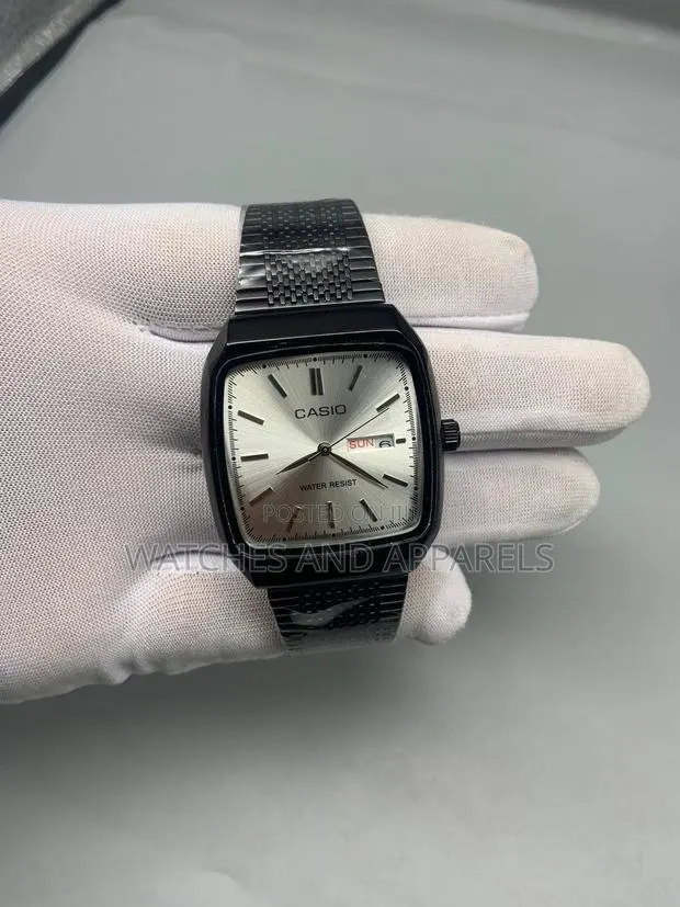 Casio Analogue Watch · Photo 1