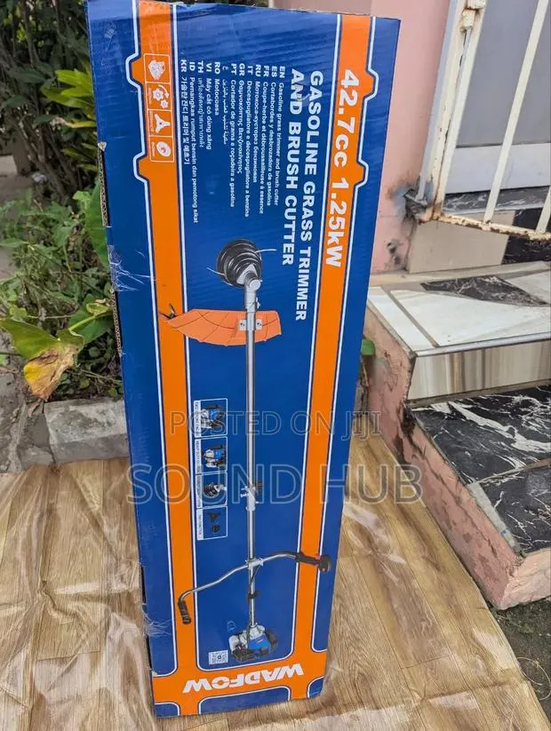 Wadfow Gasoline Grass Trimmer and Bush Cutter · Photo 1