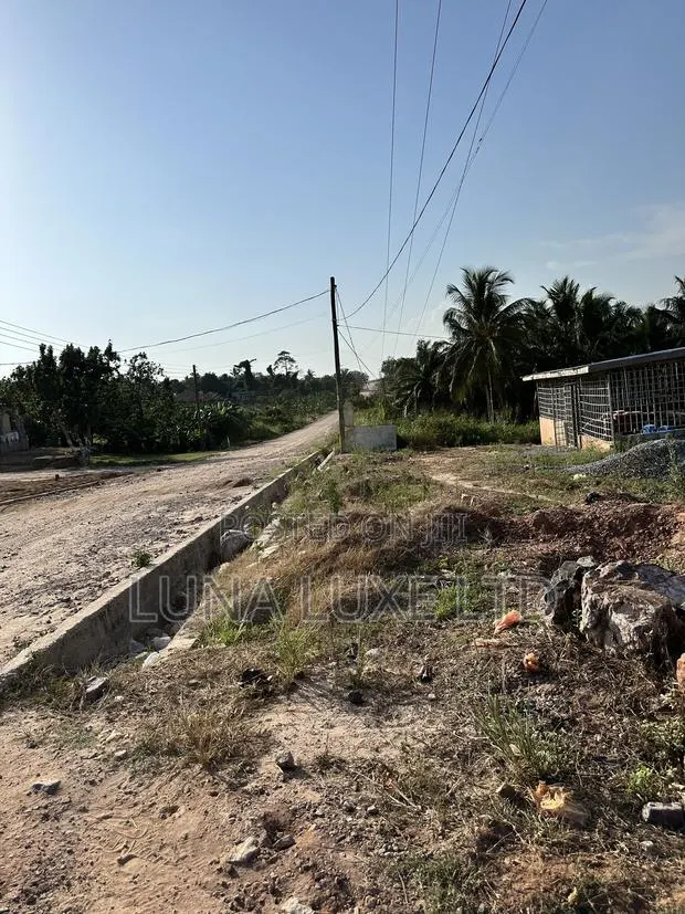 Genuine Land for Sale · Photo 1