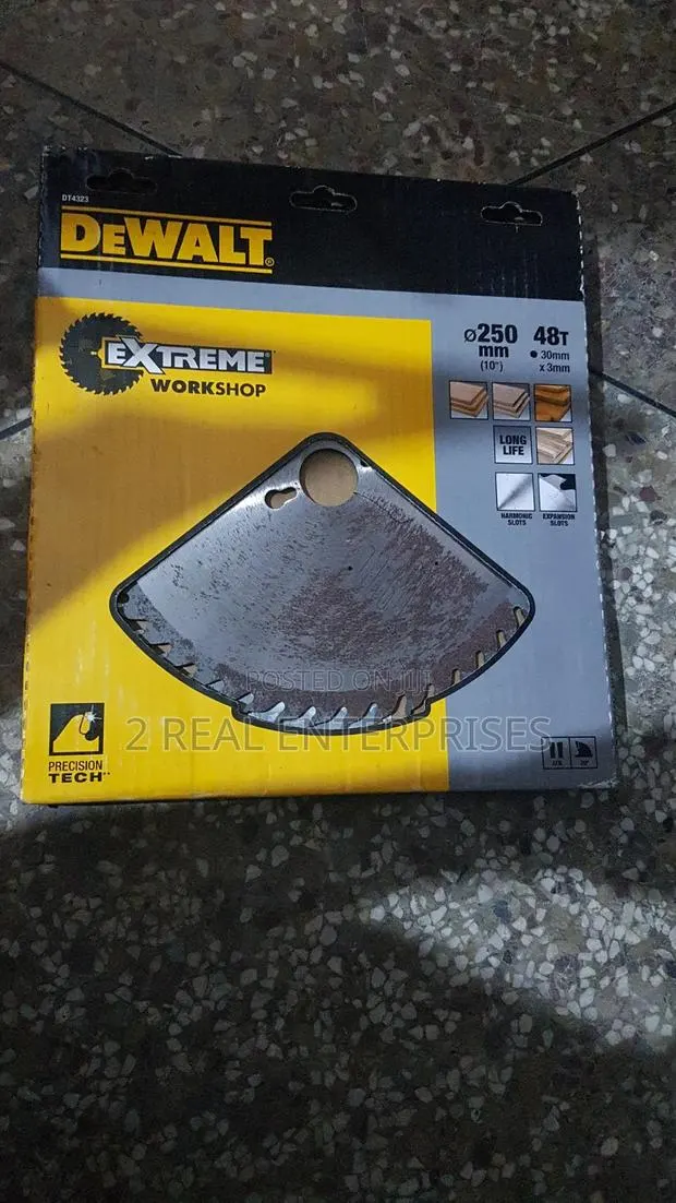 DeWALT Extreme Workshop Series 60 Table / Mitre Saw Blade DT4323 · Photo 1