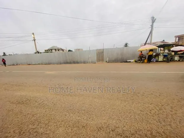 Roadside One PLOT for SALE at Abelemkpe · Photo 1