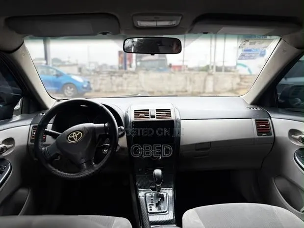 Toyota Corolla 2013 Black · Photo 1