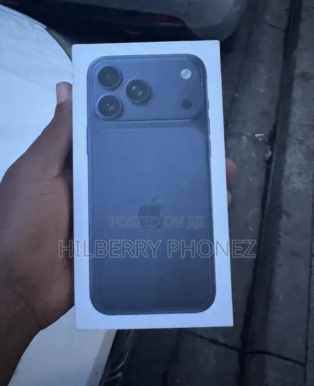 New Apple iPhone 17 Pro Max 1 TB Blue · Photo 1