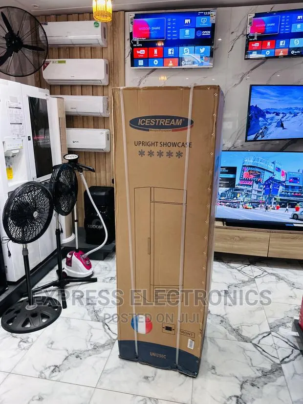 Amazing Deal on Icestream Display Fridge UNI-400C 338LTRS · Photo 1