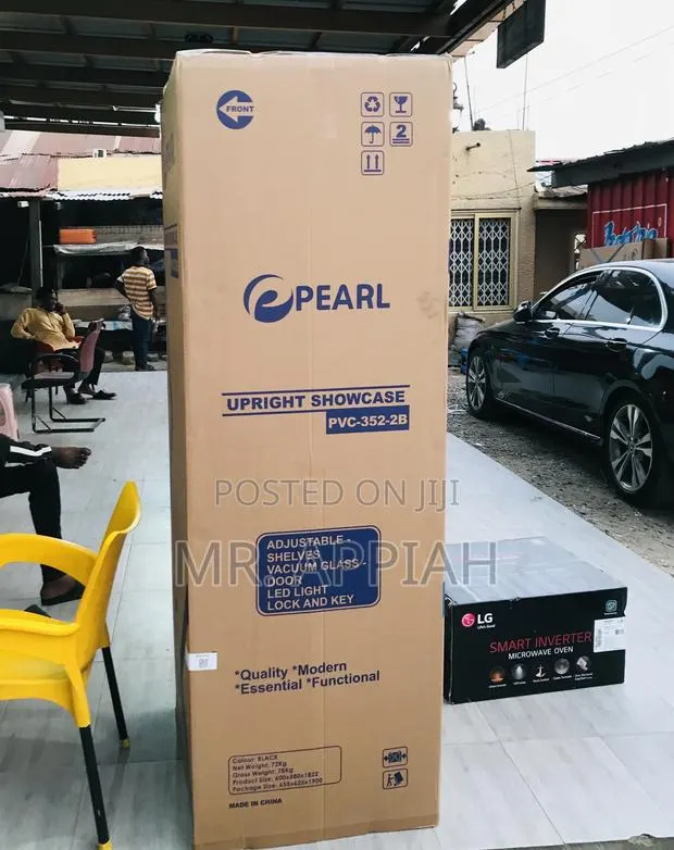 Efficient PVC 352 Single Door Beverage Cooler(Pearl). · Photo 1