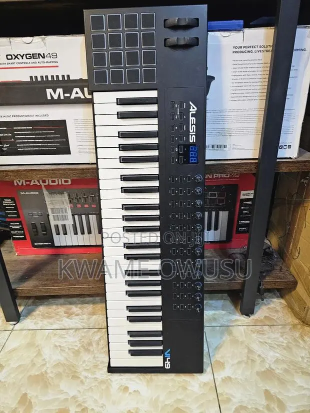 Alesis VI49 Midi Keyboard · Photo 1