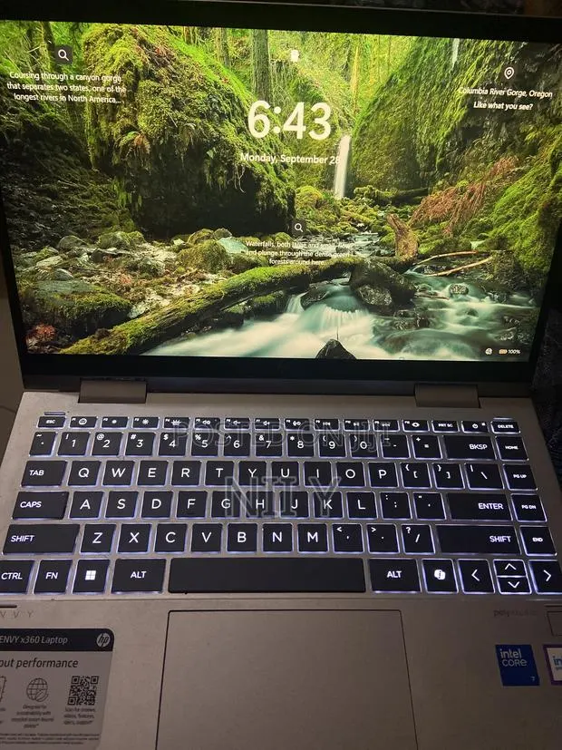 Laptop HP Envy x360 256GB Intel Core Ultra 7 SSD 512GB · Photo 1