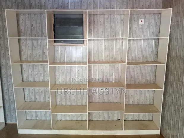Provison Shelf · Photo 1
