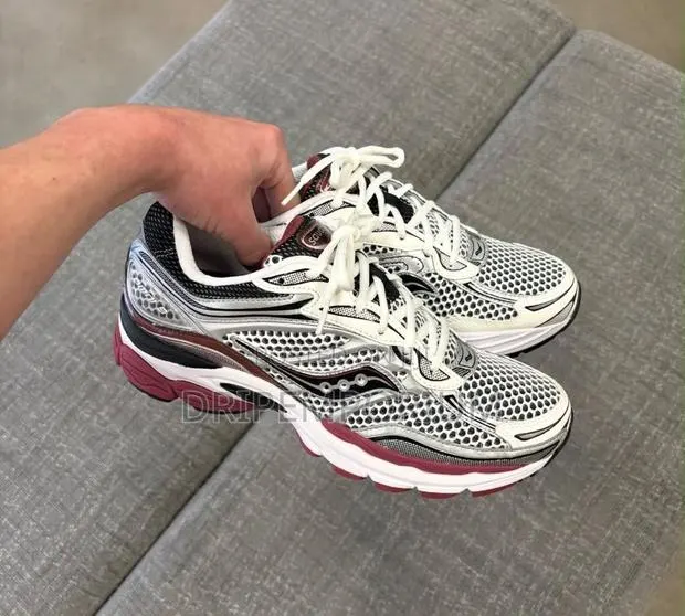 Saucony Progrid · Photo 1