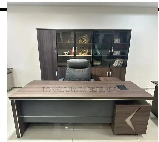 1.8m Desk for Manager · Photo 1