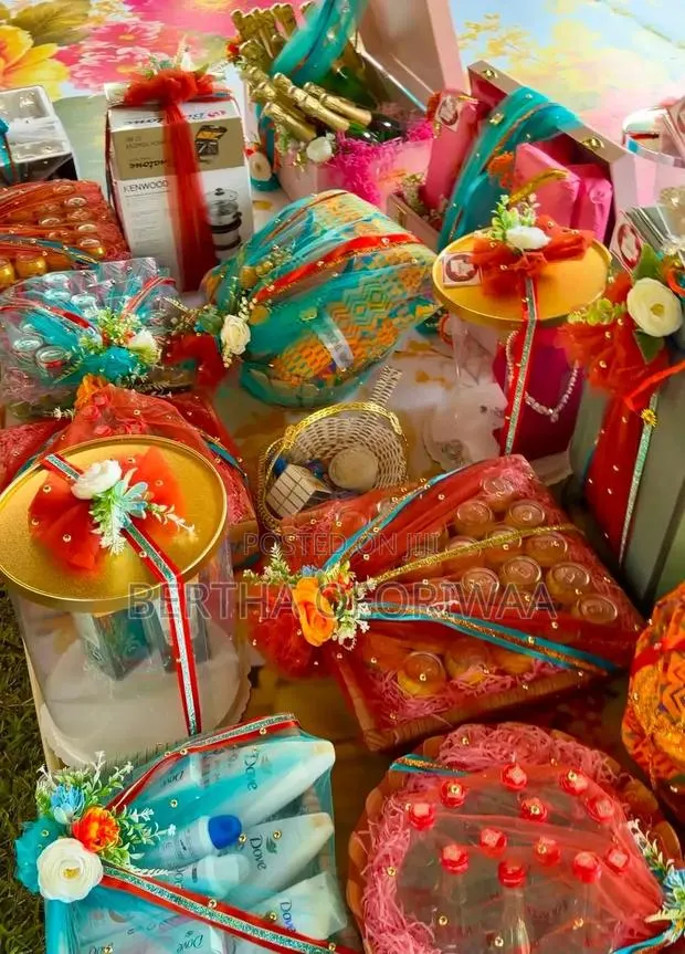 Dowry Wrapping/ Engagement Wrapping · Photo 1