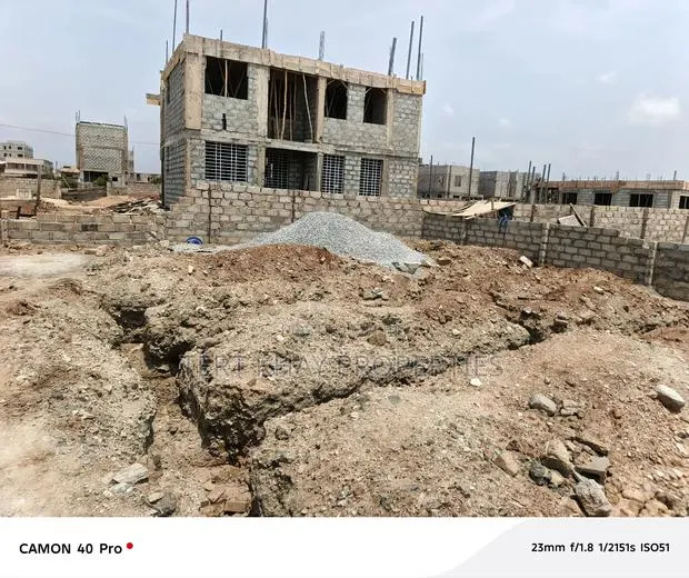 Half Plot of Land for Sale at Tseaddo · Photo 1