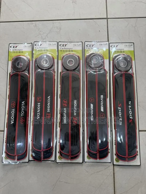 Car Door Sill Anti-Scratch Protector 4pcs/Set · Photo 1