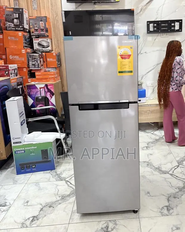 Get Premium Samsung Rt 28 Top Mount Freezer Fridge(280liters) · Photo 1