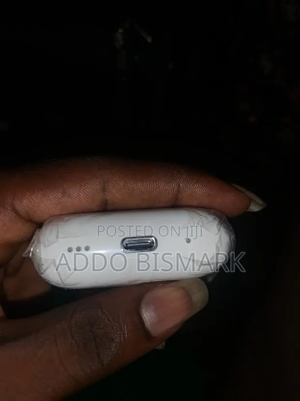 AirPods Pro · Photo 1
