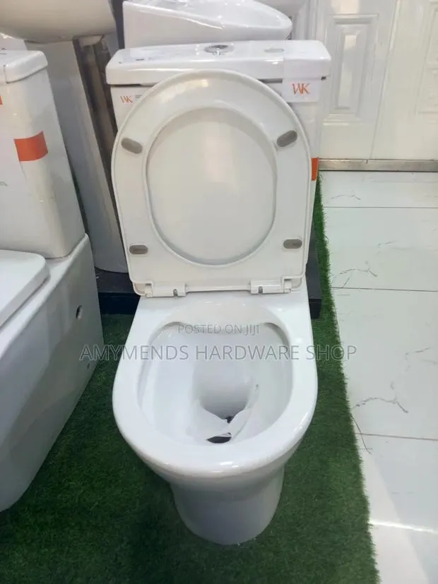 Wk Water Closet 2008s · Photo 1