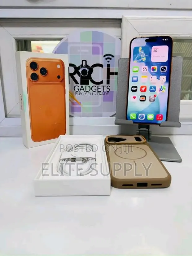 New Apple iPhone 17 Pro Max 1 TB Orange · Photo 1