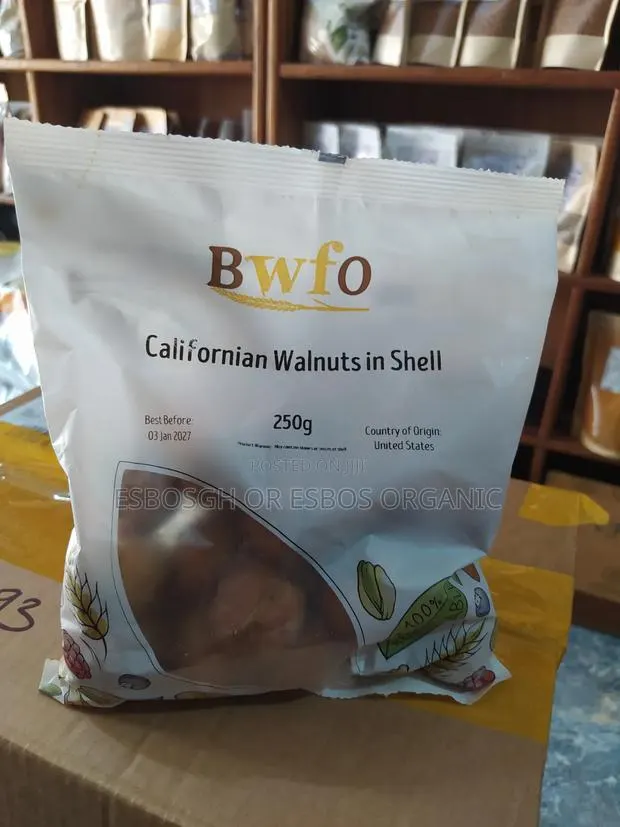 Californian Walnut in Shell · Photo 1