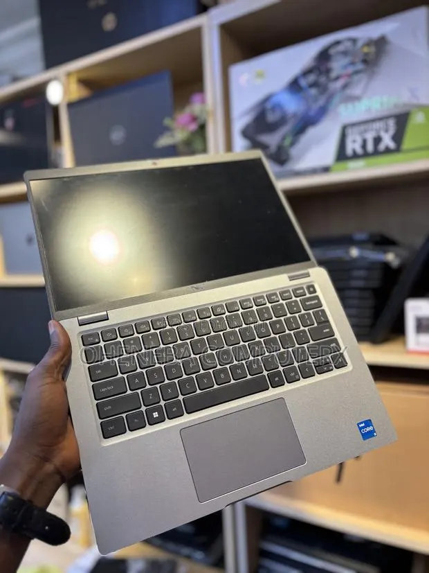 New Laptop Dell 16GB Intel Core i5 SSD 256GB · Photo 1