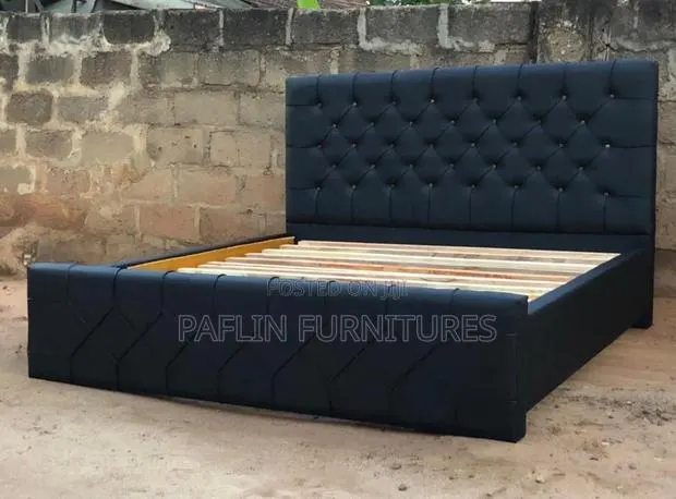 Paflin’S Quality Queen Size Bed Frame · Photo 1