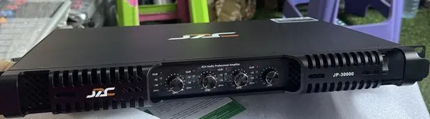 Professional Digital Power Amplifier Jac 4- Channel · Photo 1