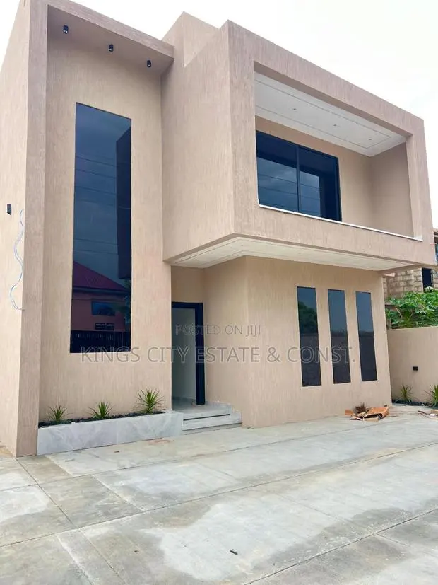 4bdrm House in Odumasi Estate, Pokuase for sale · Photo 1