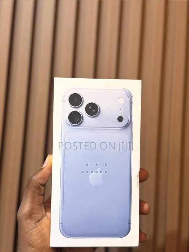 New Apple iPhone 18 Pro Max 512 GB Blue · Photo 1