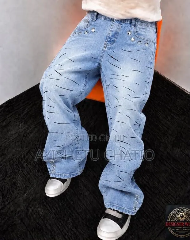 Quality Baggy Jeans Available · Photo 1