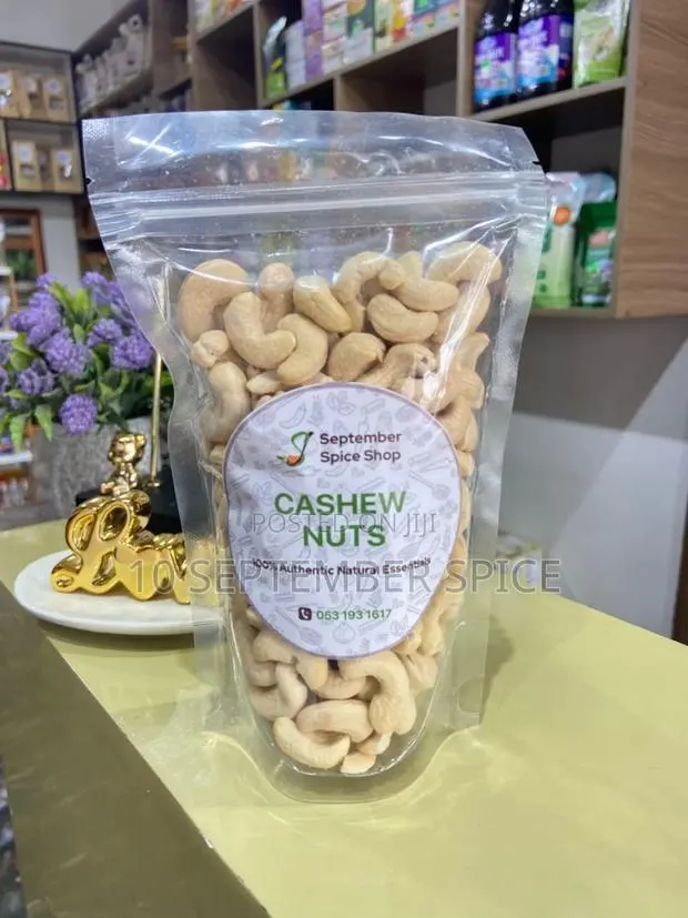 Cashew Nuts · Photo 1