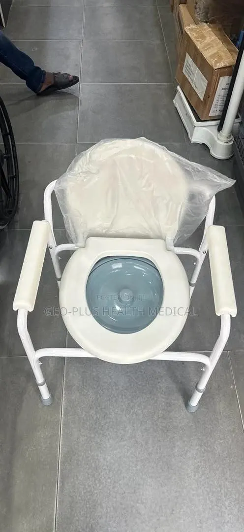 Commode Seat · Photo 1